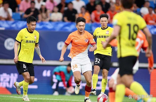 包含青岛中能上演客场挑战广州富力，谁将笑到最后？的词条