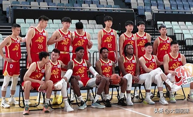 广西队在最新一场胜利中震惊CBA赛场 