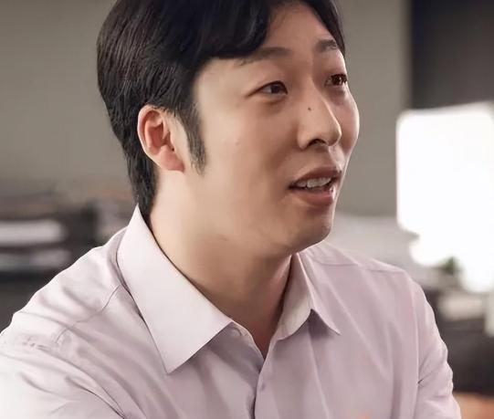 关于逆袭之路：不被看好球队诠释实力，率先突围的信息